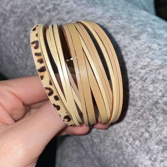 Women’s Leopard Leather Cuff Statement Bangle Bracelet Animal Print Neutral Tan - Picture 6 of 10